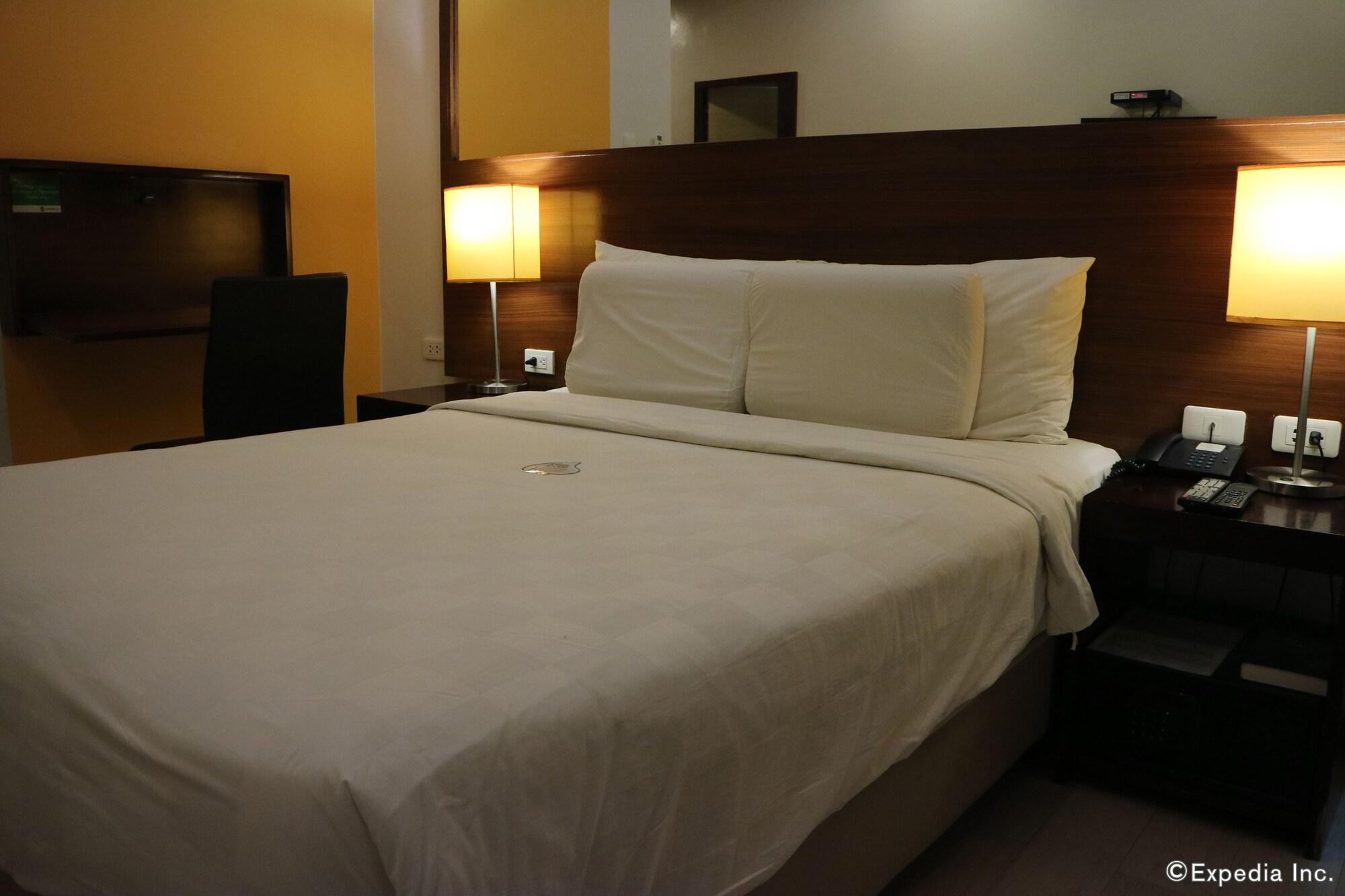 Go Hotels Bacolod Exterior foto